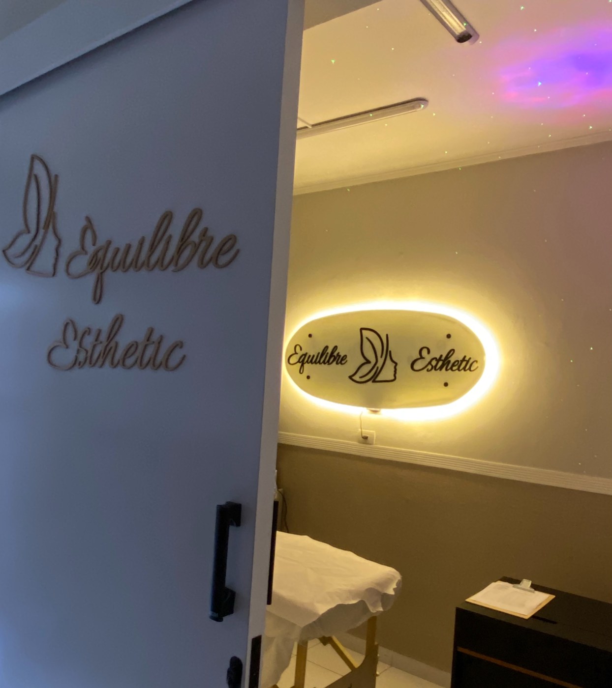 Sala de atendimento da Èquilibre Esthetic